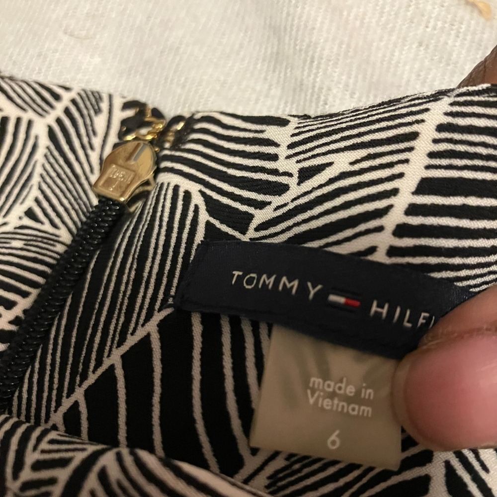 Tommy Hilfiger Womens 6 Black White Palm Leaf Botanical Bell Sleeve Shift Dress - Picture 12 of 16